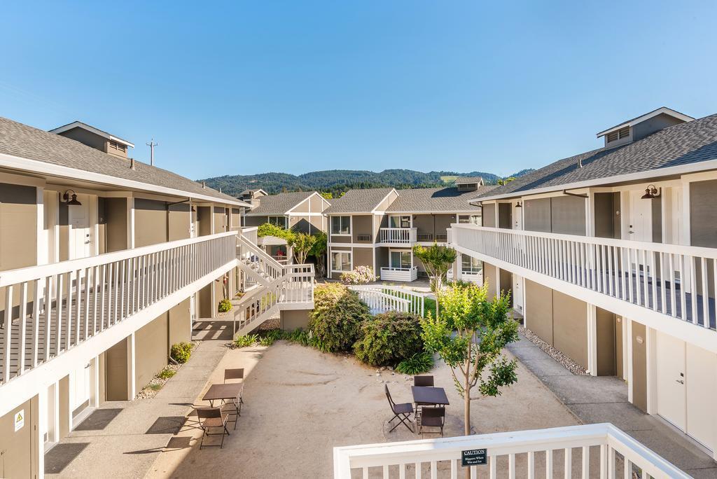Upvalley Inn & Hot Springs, Ascend Hotel Collection Calistoga Exterior foto