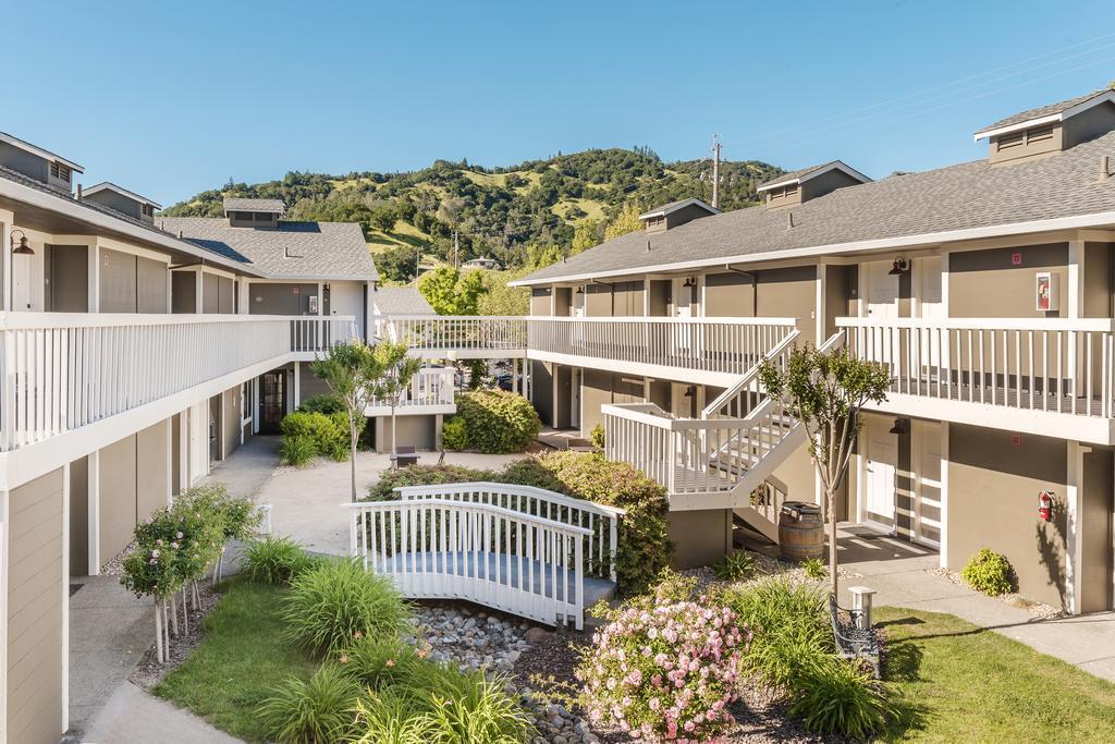 Upvalley Inn & Hot Springs, Ascend Hotel Collection Calistoga Exterior foto
